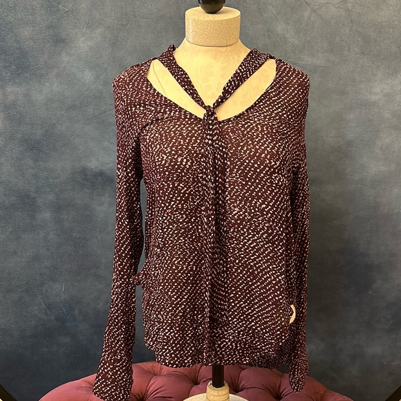 Cloth and Stone Women’s Neck Tie Shirt - Picture 3 of 6